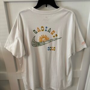 Nike Graphic Tee Men’s Size Large